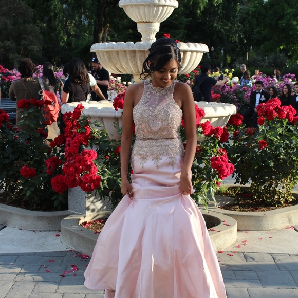 Prom dress - Picture 4 of 5